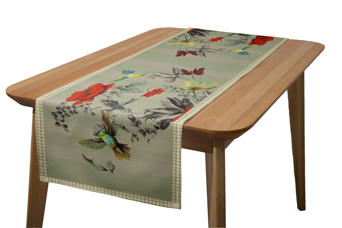 Runner Policanva Colibrì Salvia – Design Manuela Merlo di Pink Martini Design