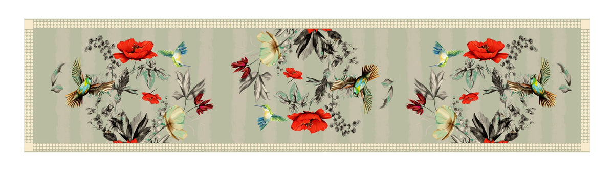Runner Policanva Colibrì Salvia – Design Manuela Merlo di Pink Martini Design